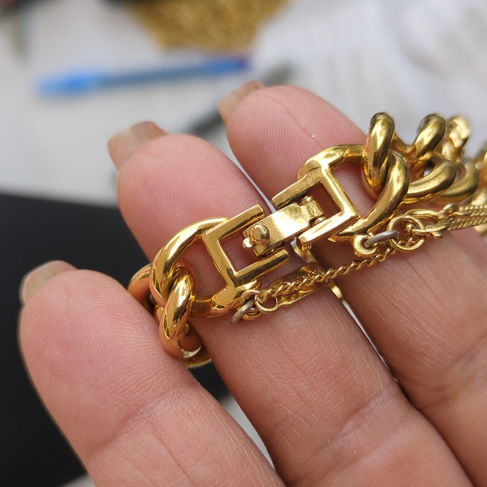 Monet‎ Gold Plated Bracelet - Picture 5 of 6